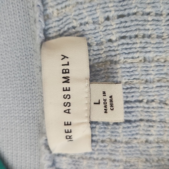 Free Assembly Cardigan - Picture 2 of 7